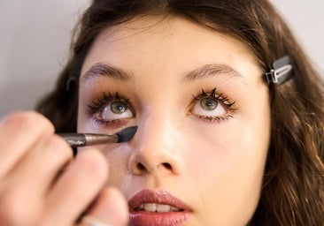 El corrector favorito de quienes tienen ojeras es el naranja que las cubre por completo.